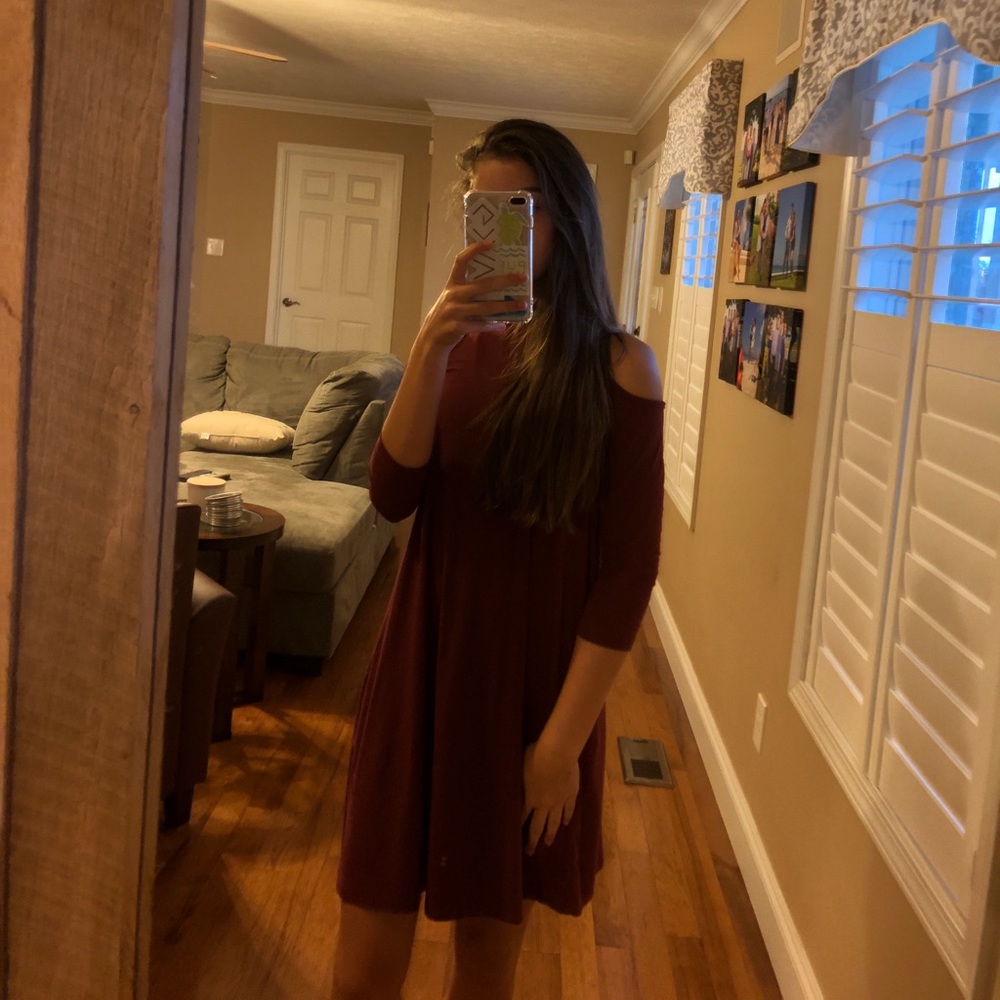 Casual Maroon Cold Shoulder Dress
